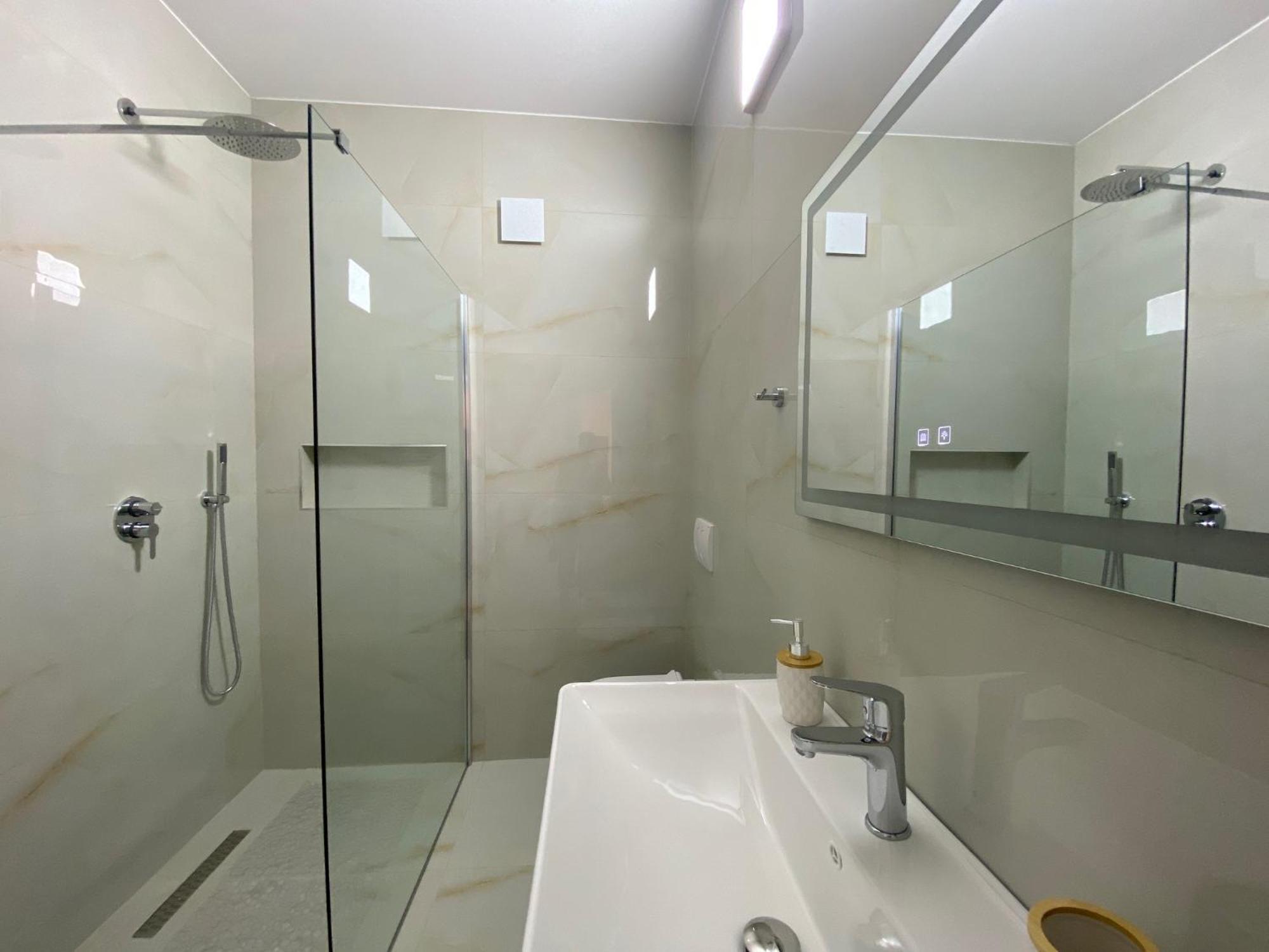 טיראנה Central Cozy Apartment מראה חיצוני תמונה