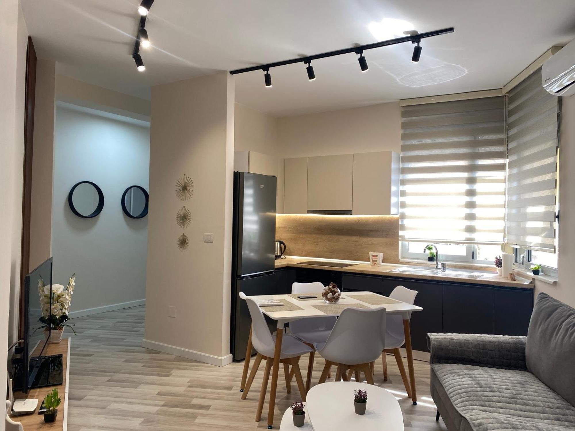 טיראנה Central Cozy Apartment מראה חיצוני תמונה